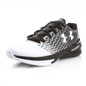 Under Armour Clutchfit Drive 3 Low Koripallokengät Musta